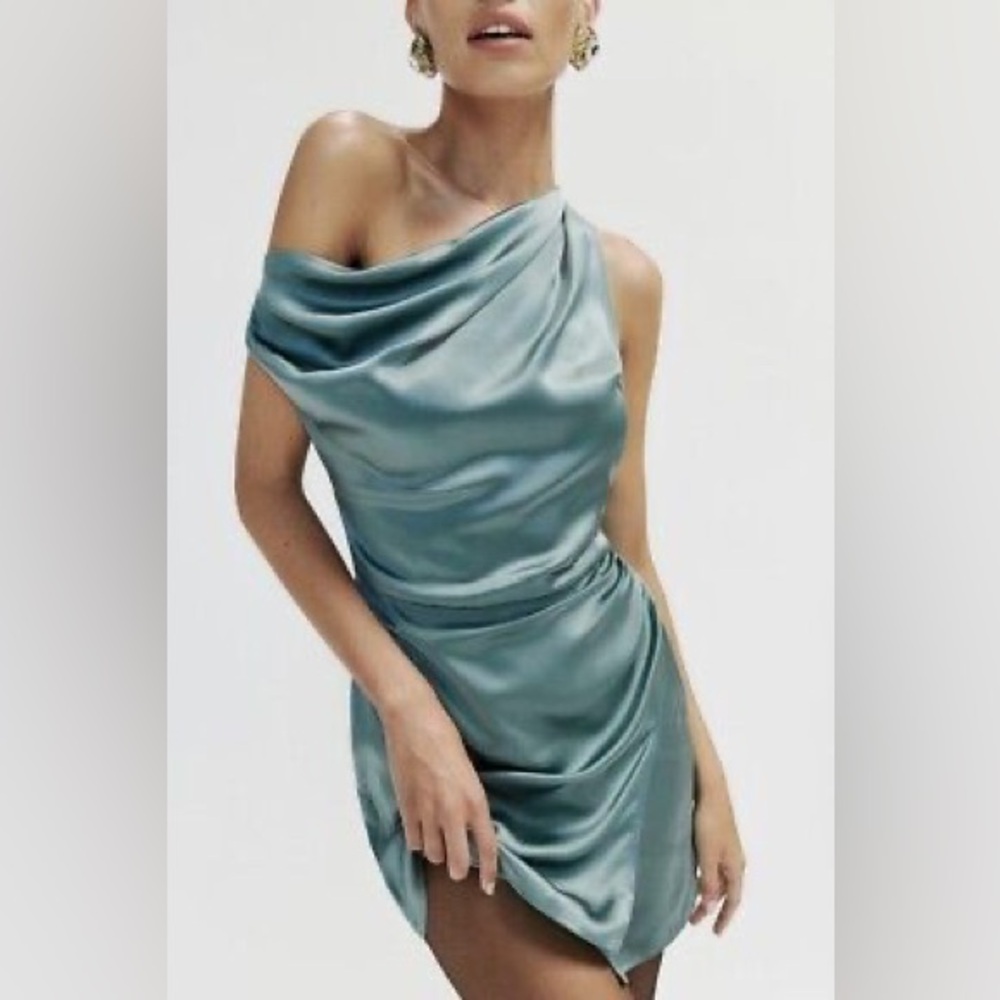 Reformation size 2 Alanis dress